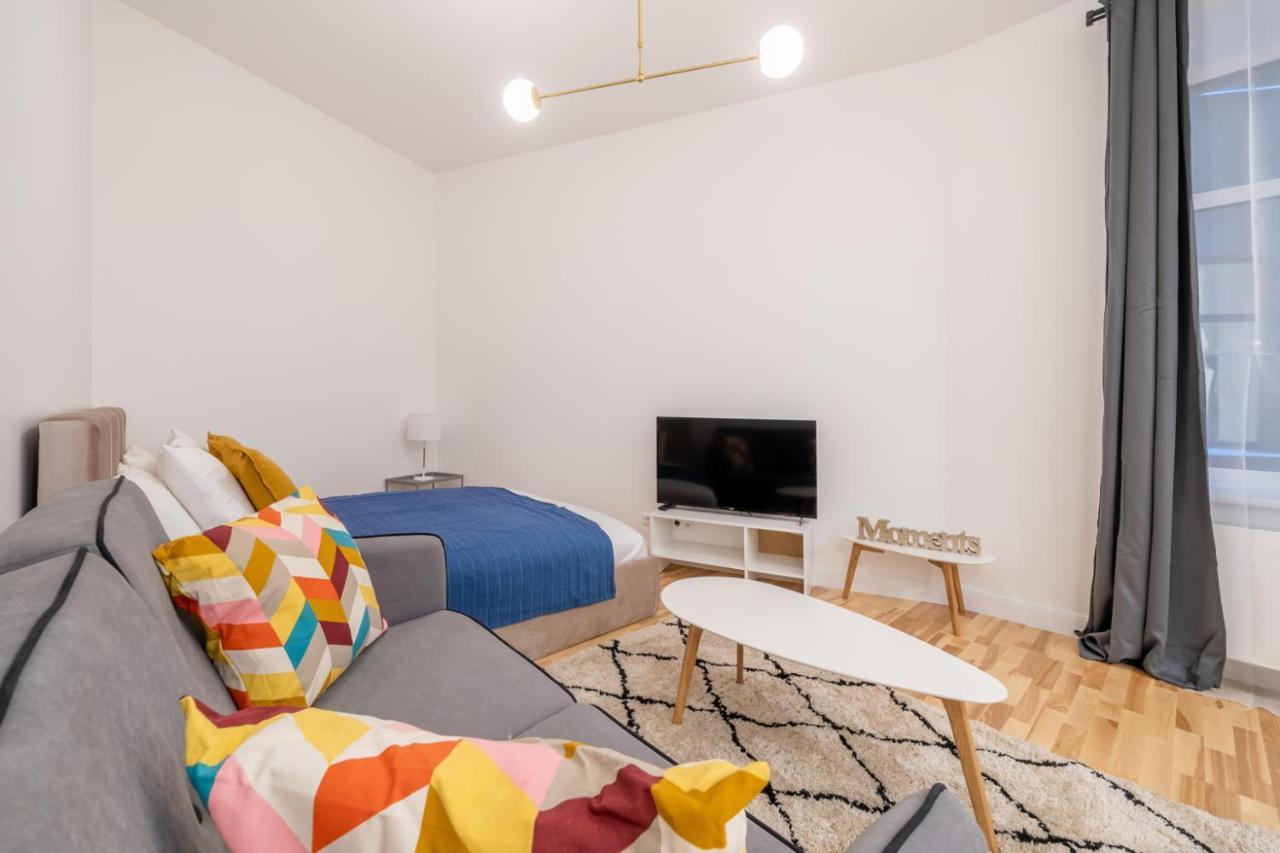 Lacplesa24 - Modern Studios In Riga City Center Εξωτερικό φωτογραφία