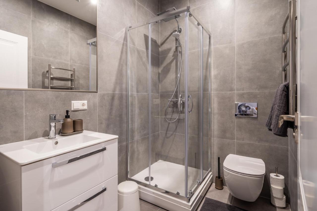 Lacplesa24 - Modern Studios In Riga City Center Εξωτερικό φωτογραφία