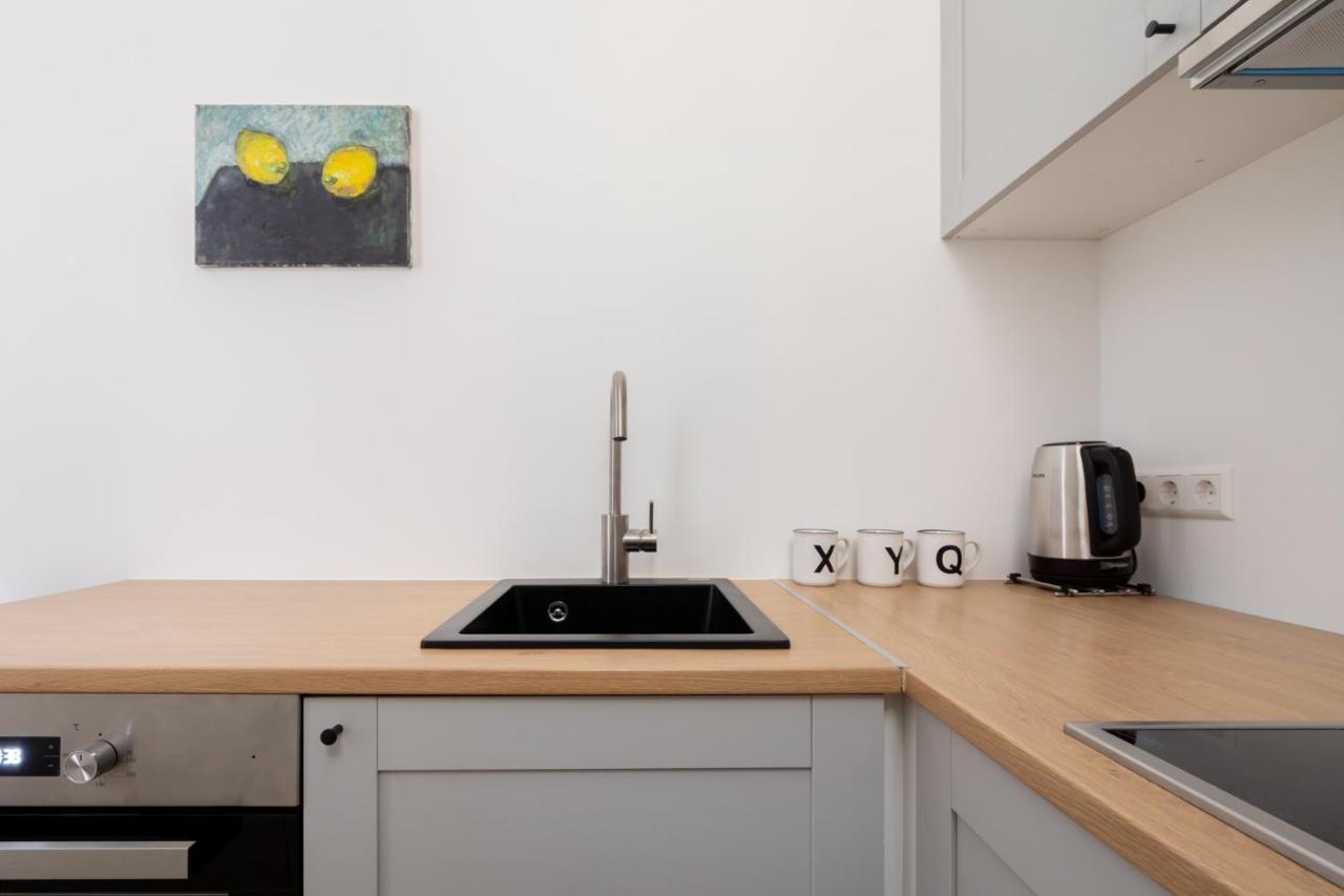 Lacplesa24 - Modern Studios In Riga City Center Εξωτερικό φωτογραφία